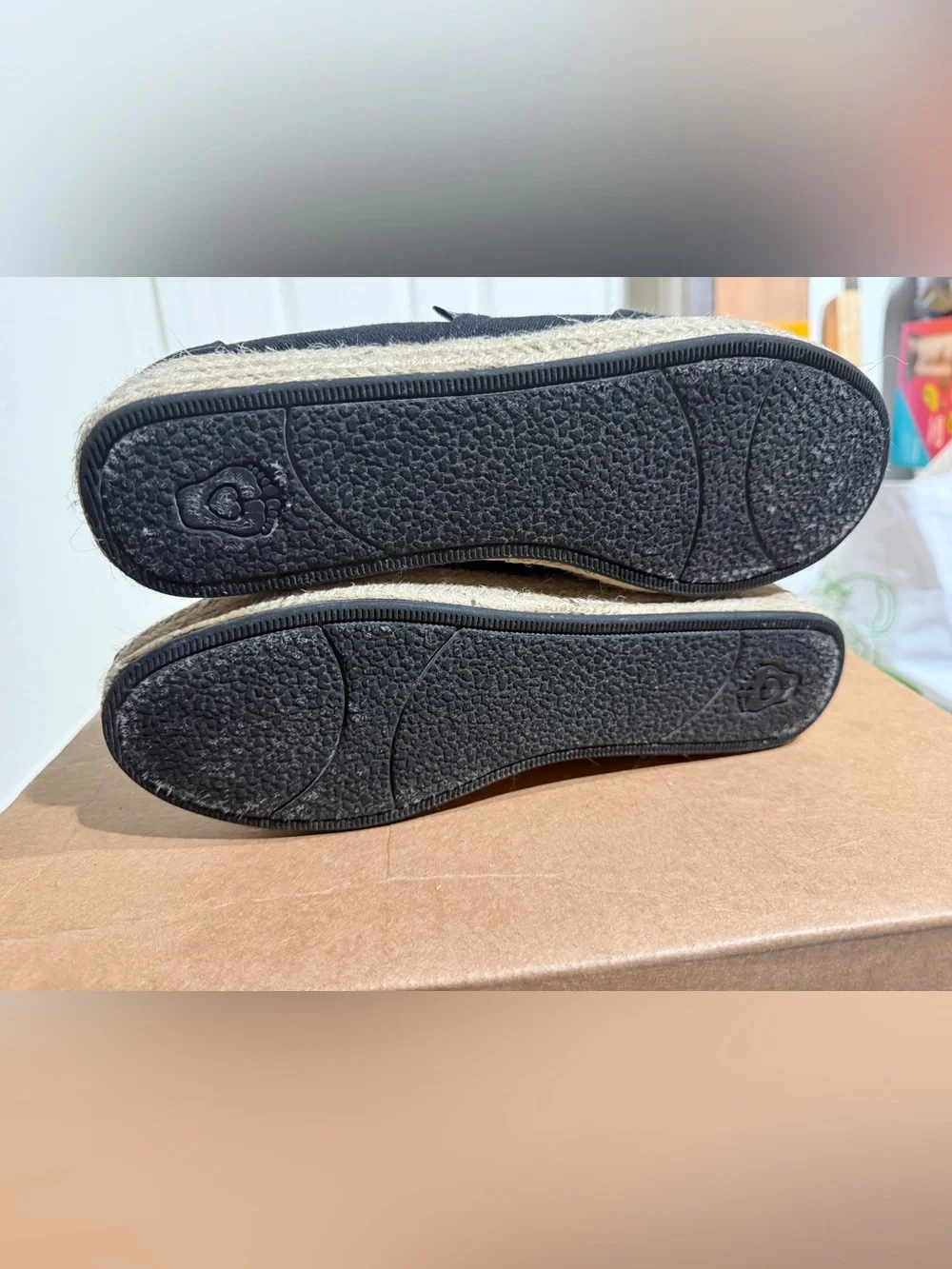 Bob's From Skechers Memory Foam Arch Pillow Black Espadrilles Shoes 9.5